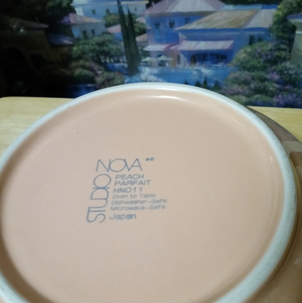 🏯🍜JAPANESE VINTAGE 11" BOWL🍱🌅PORCELAIN COLOR PEACH&GRAY RIM. - Picture 8 of 16